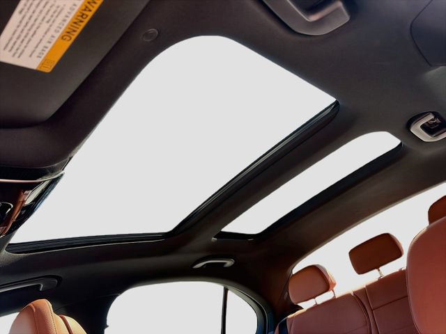 Certified 2026 Mercedes-Benz C 300 4MATIC Sedan image 11