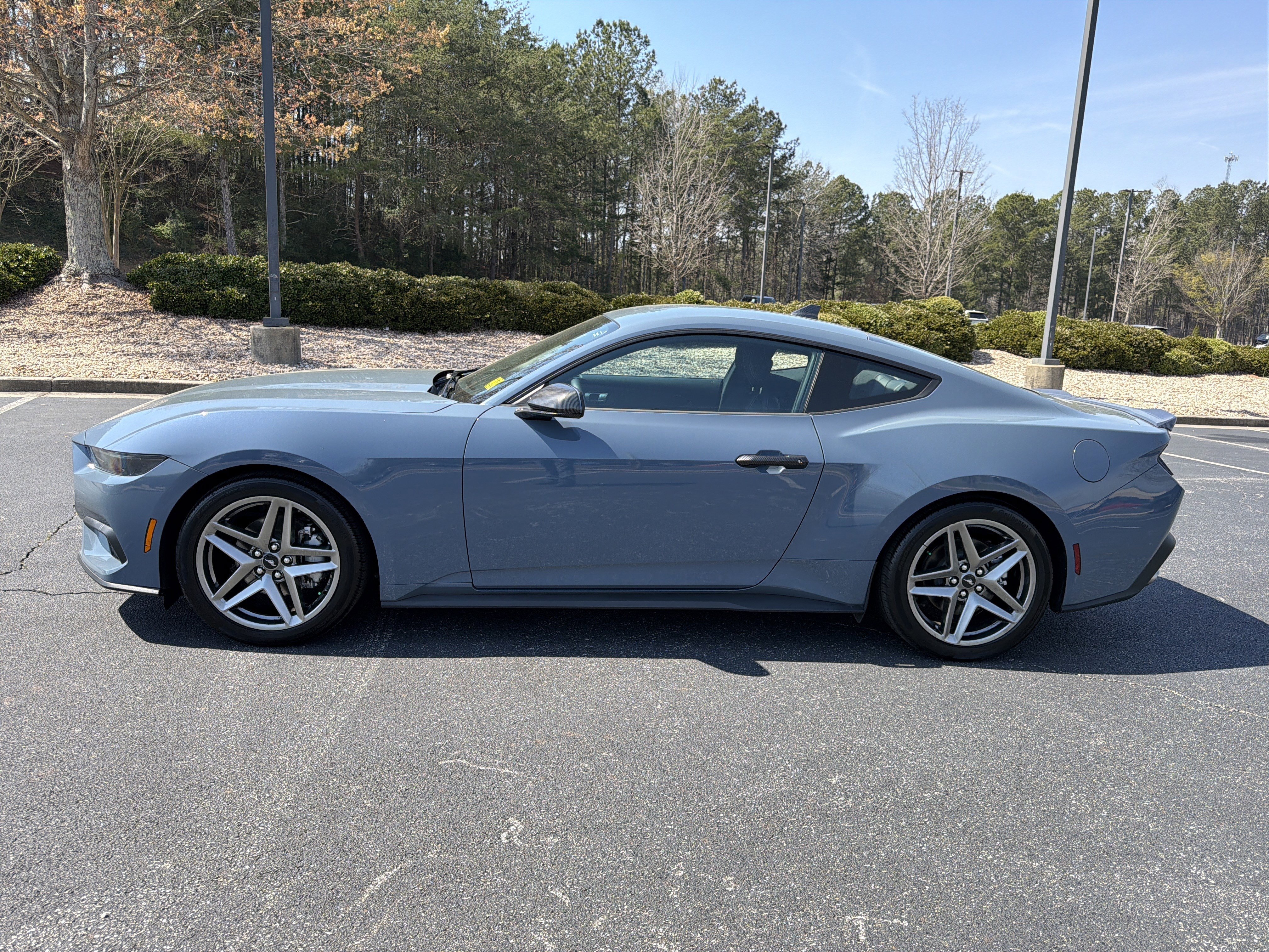 Used 2025 Ford Mustang Coupe image 8