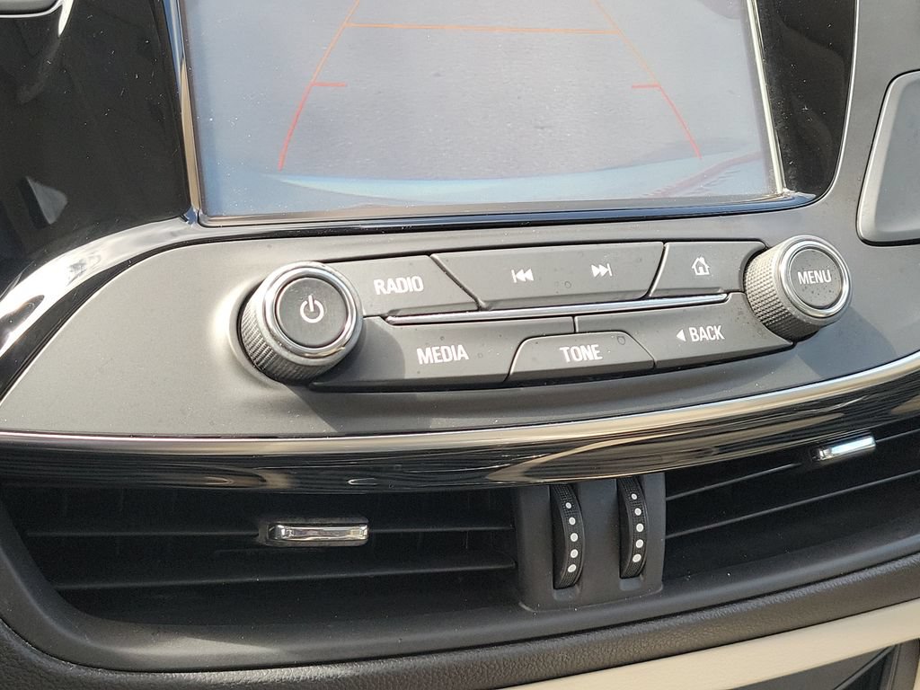 Used 2017 Buick Envision Essence FWD image 16