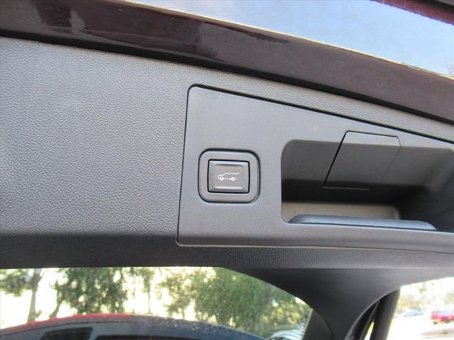 Used 2020 Cadillac XT4 Sport image 32