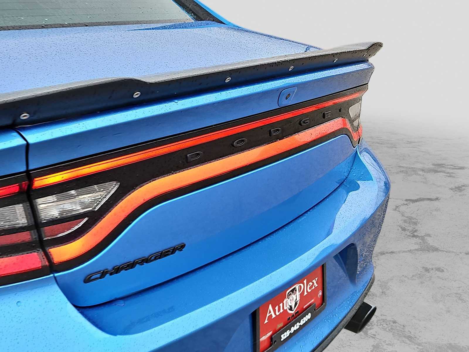 Used 2023 Dodge Charger R/T w/ Blacktop Package image 11