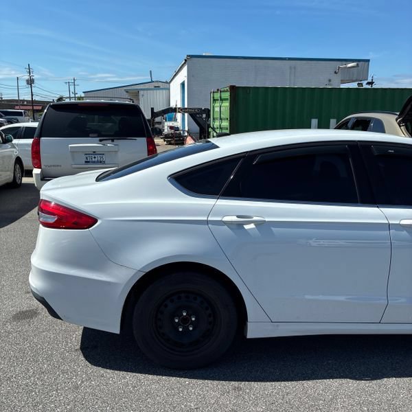 Used 2019 Ford Fusion S FWD image 18