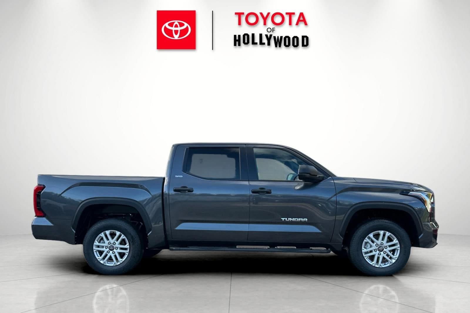 New 2026 Toyota Tundra SR5 image 3
