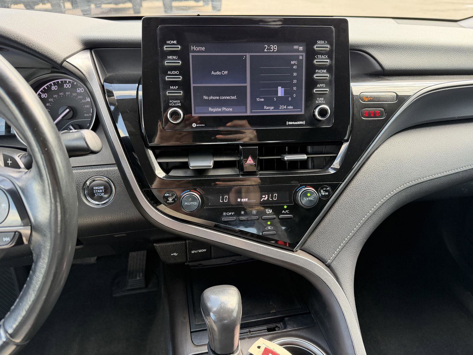 Used 2023 Toyota Camry SE w/ Convenience Package FWD image 11