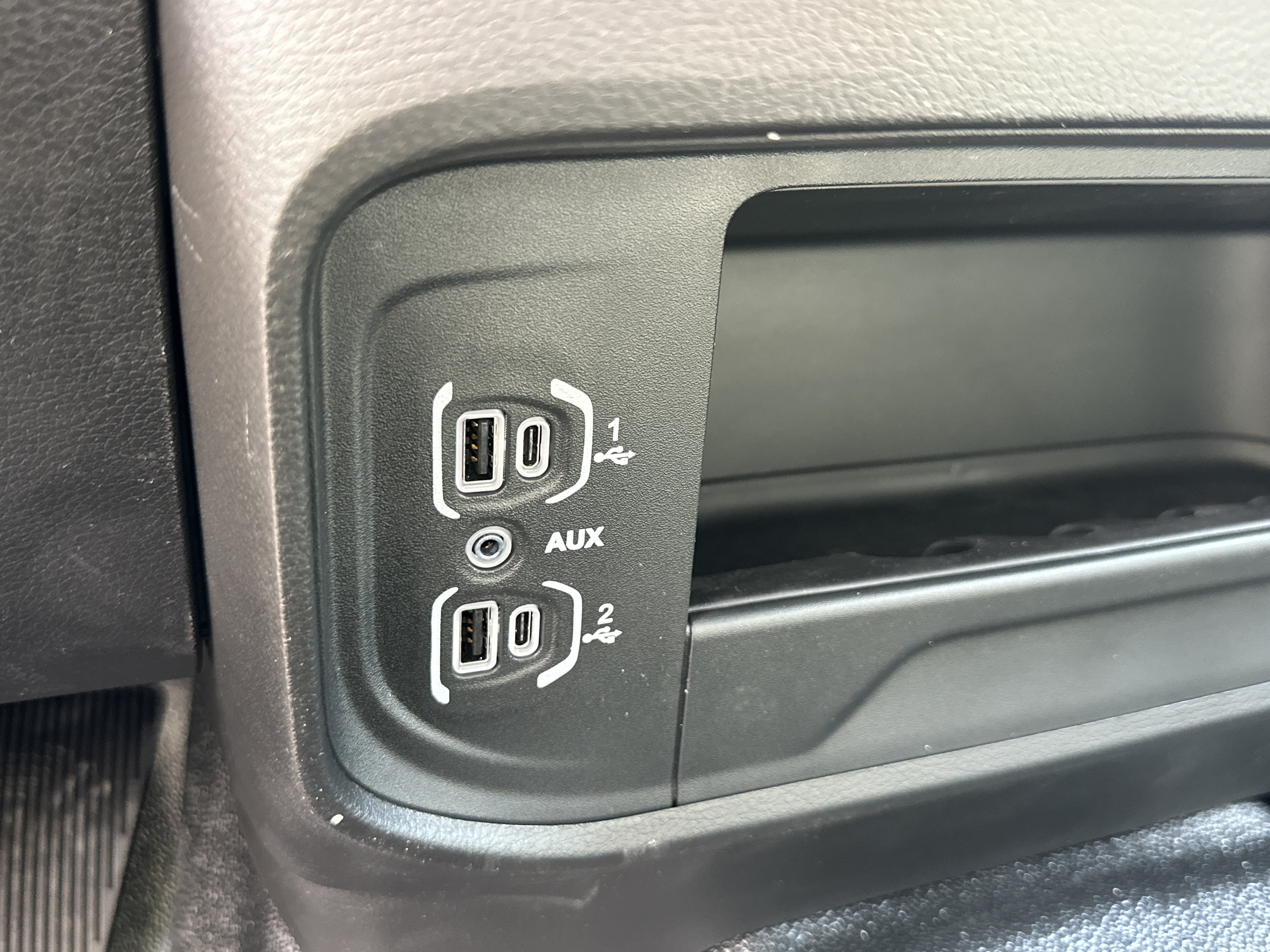 New 2026 RAM 5500 4x4 Crew Cab image 9