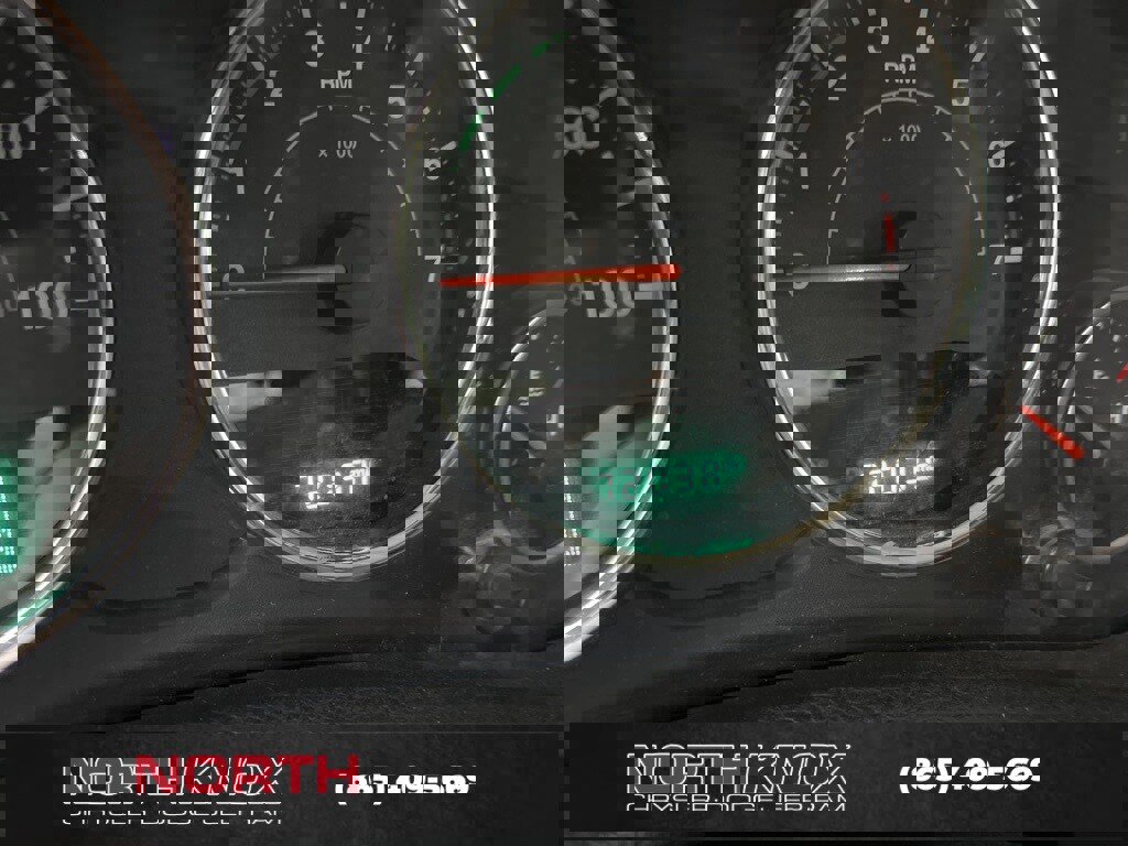 Used 2015 Jeep Wrangler Unlimited Sahara image 2