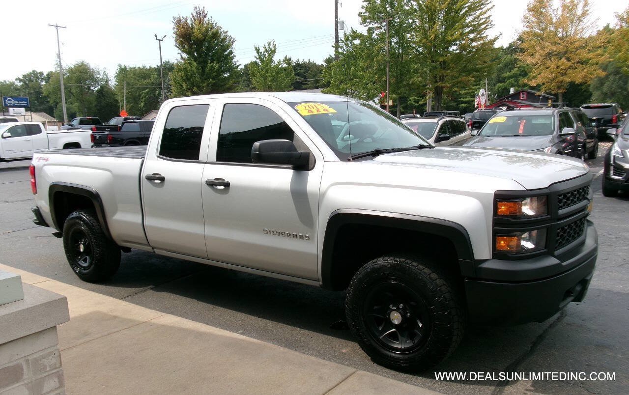 Used 2015 Chevrolet Silverado 1500 W/T AWD/4WD image 2