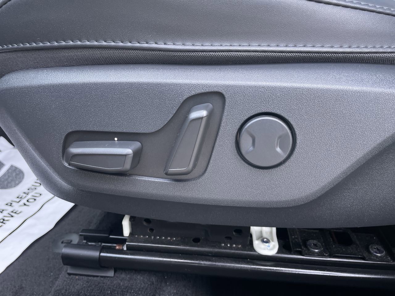 Certified 2023 Kia Niro EX Touring image 21