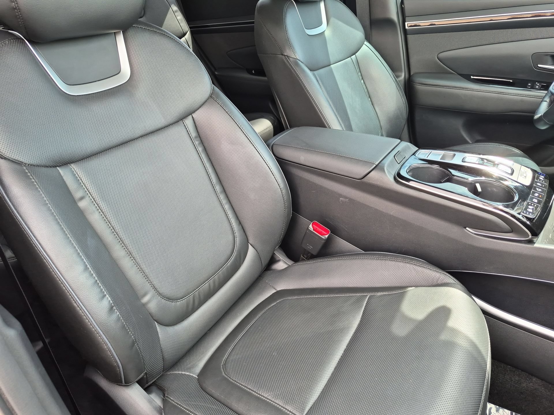 Certified 2023 Hyundai Tucson Limited AWD/4WD image 21