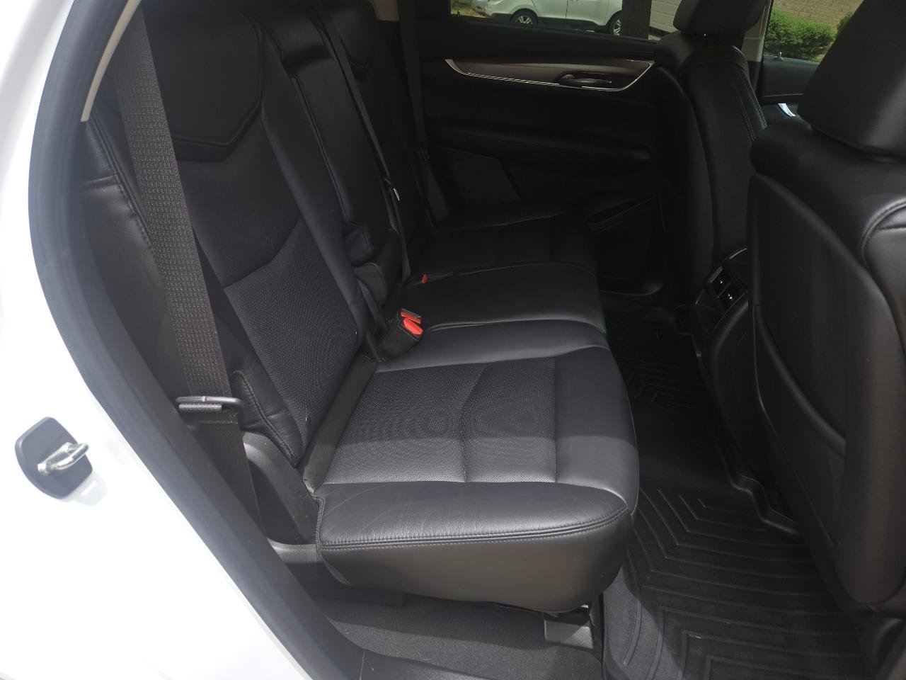 Used 2017 Cadillac XT5 Premium Luxury FWD image 20