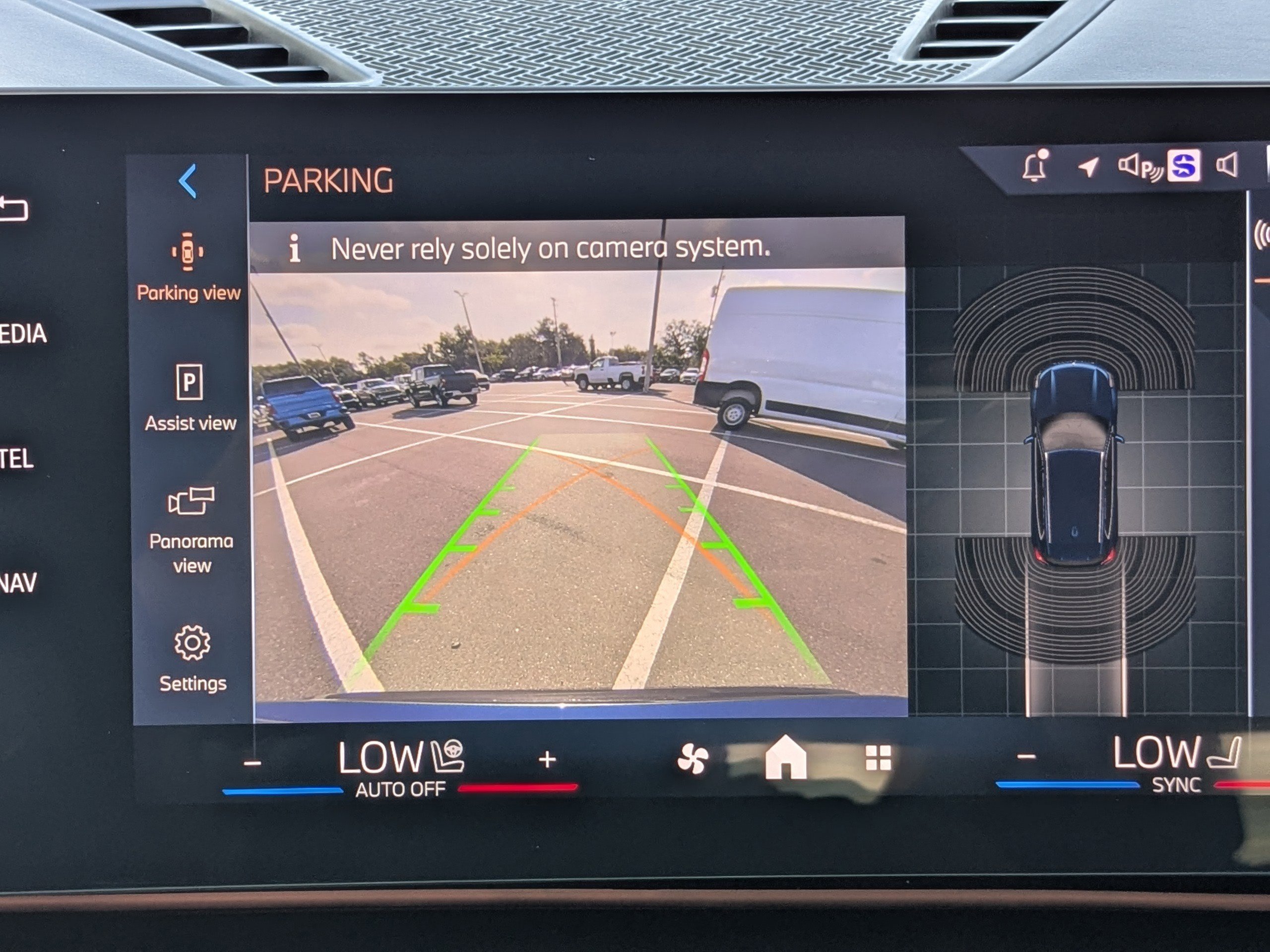 Used 2024 BMW X1 xDrive28i w/ Convenience Package image 22