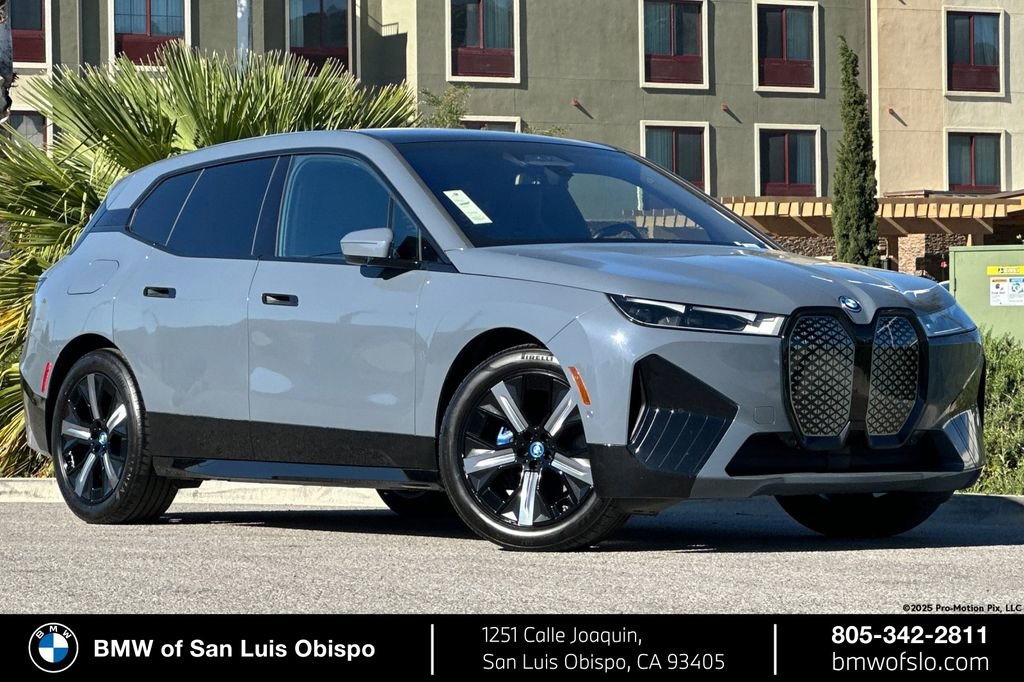 Used 2023 BMW iX xDrive50 w/ Premium Package video 1