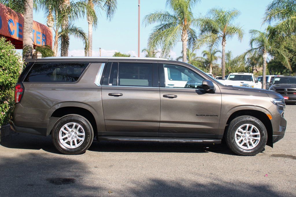 Used 2021 Chevrolet Suburban LS w/ Driver Alert Package image 11