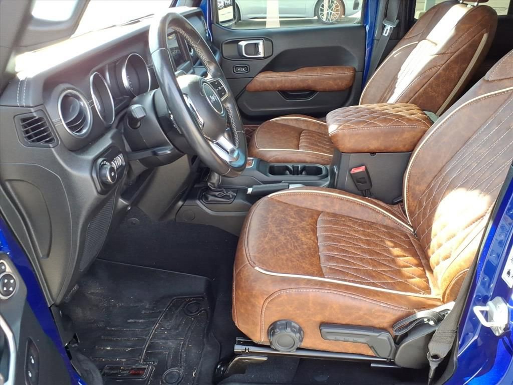 Used 2019 Jeep Wrangler Unlimited Sahara image 18