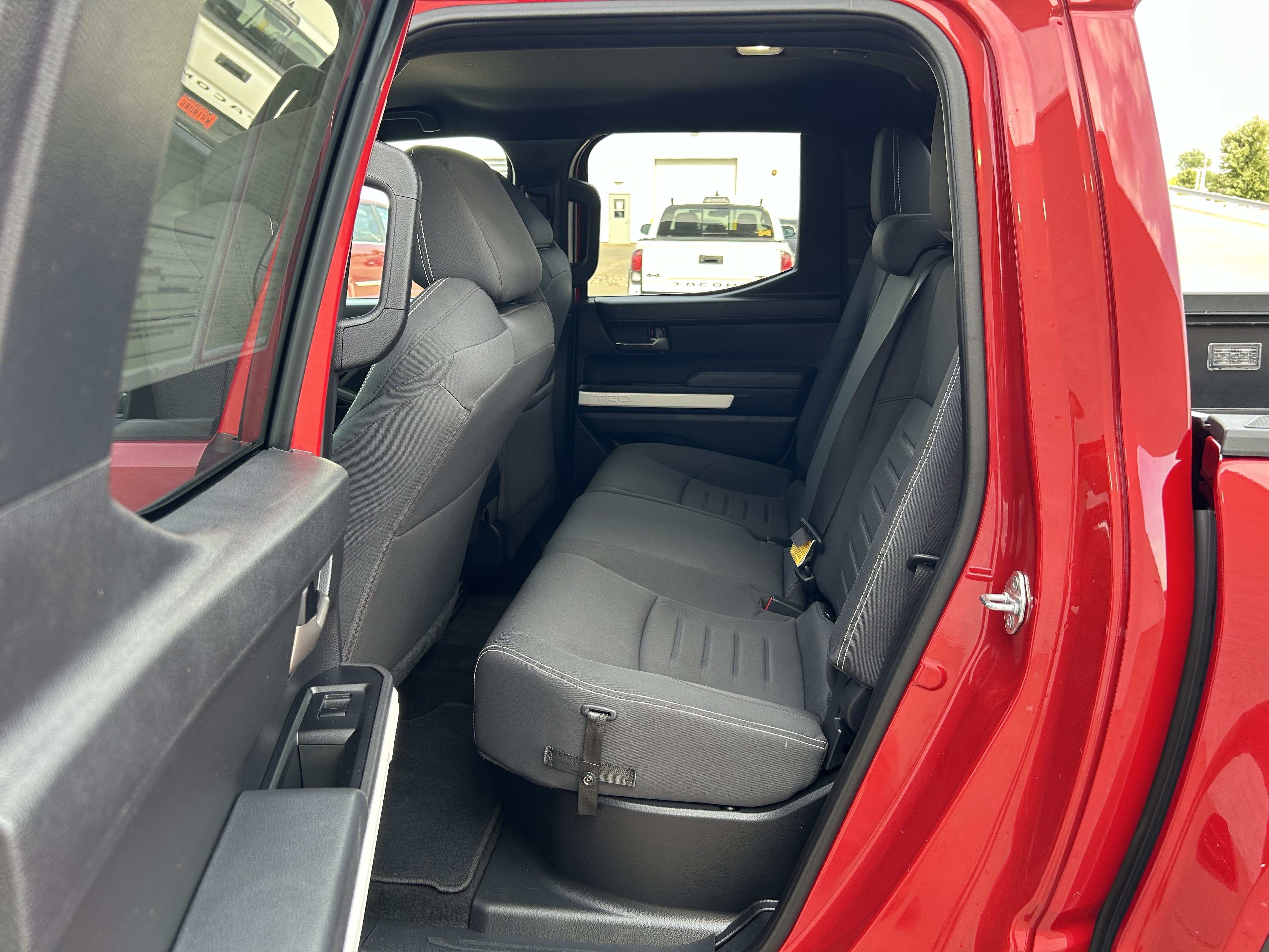 Used 2024 Toyota Tacoma TRD Off-Road AWD/4WD image 18
