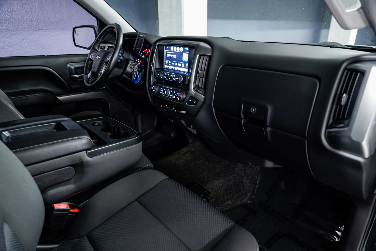 Used 2017 Chevrolet Silverado 1500 LT w/ All Star Edition AWD/4WD image 25
