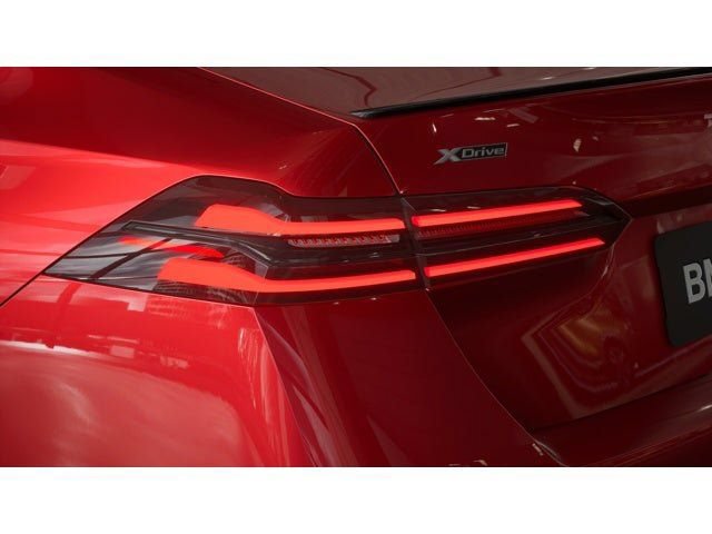 New 2026 BMW 530i xDrive w/ M Sport Package AWD/4WD image 9