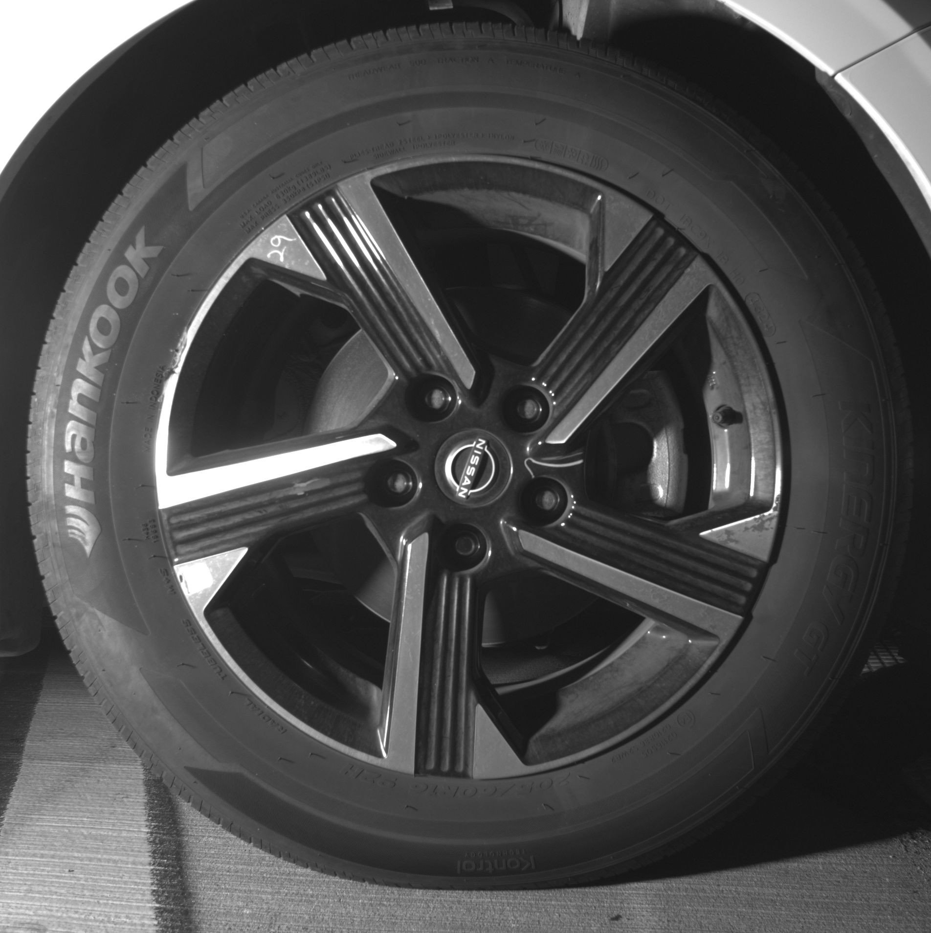 Used 2025 Nissan Sentra SV FWD image 13