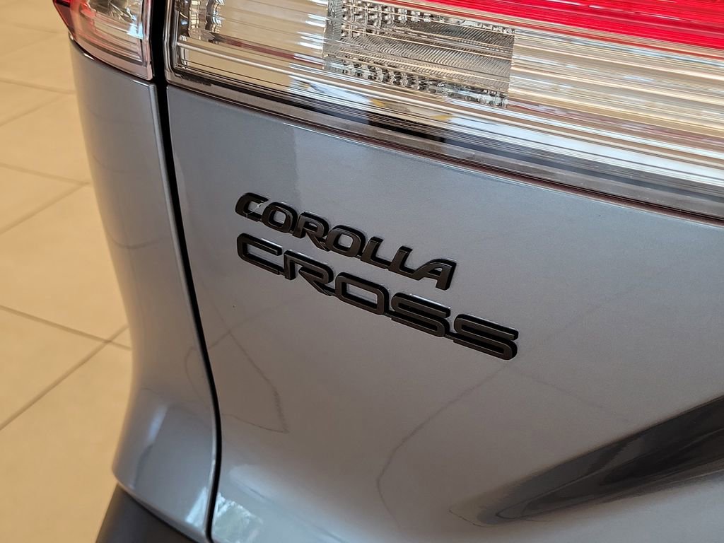 Used 2024 Toyota Corolla Cross SE AWD/4WD image 8