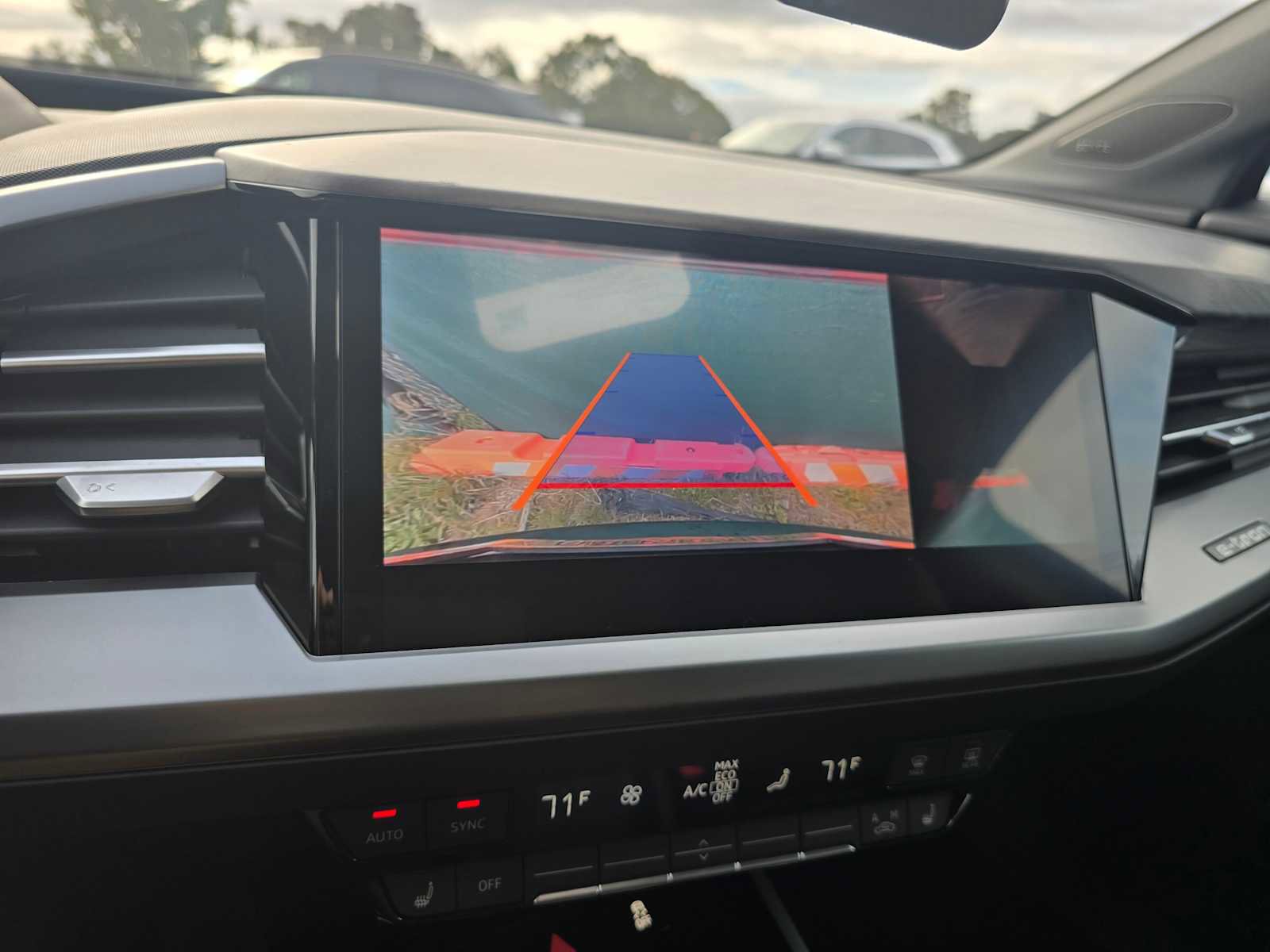 New 2026 Audi Q4 e-tron Premium Plus image 30