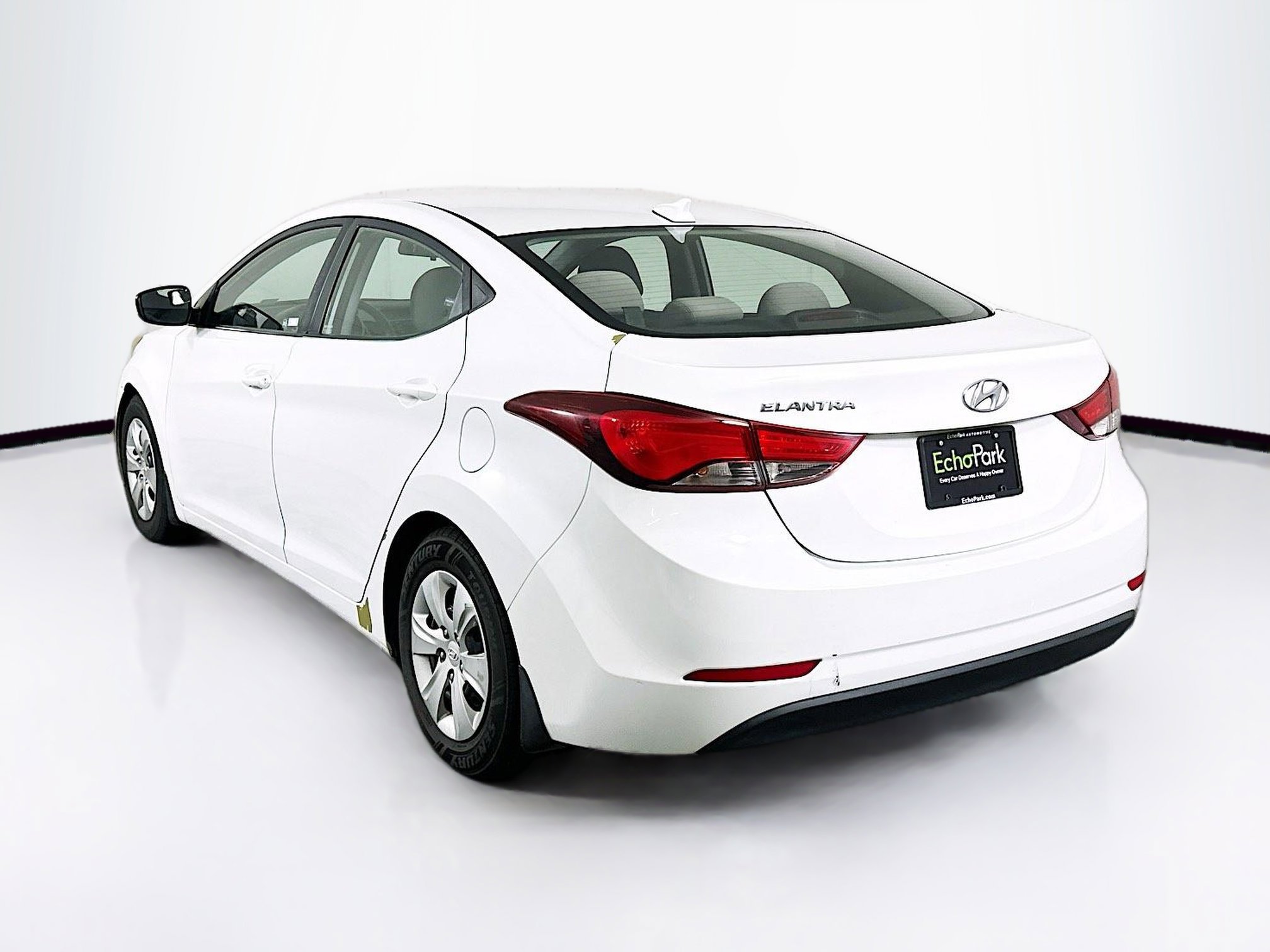 Used 2016 Hyundai Elantra SE FWD image 5