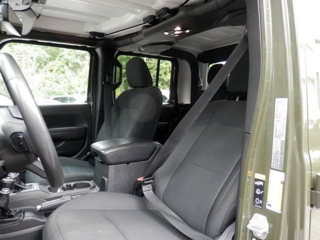 Used 2023 Jeep Gladiator Sport AWD/4WD image 18