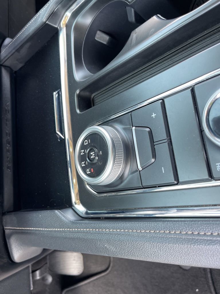 Used 2024 Ford Expedition Max XLT image 14