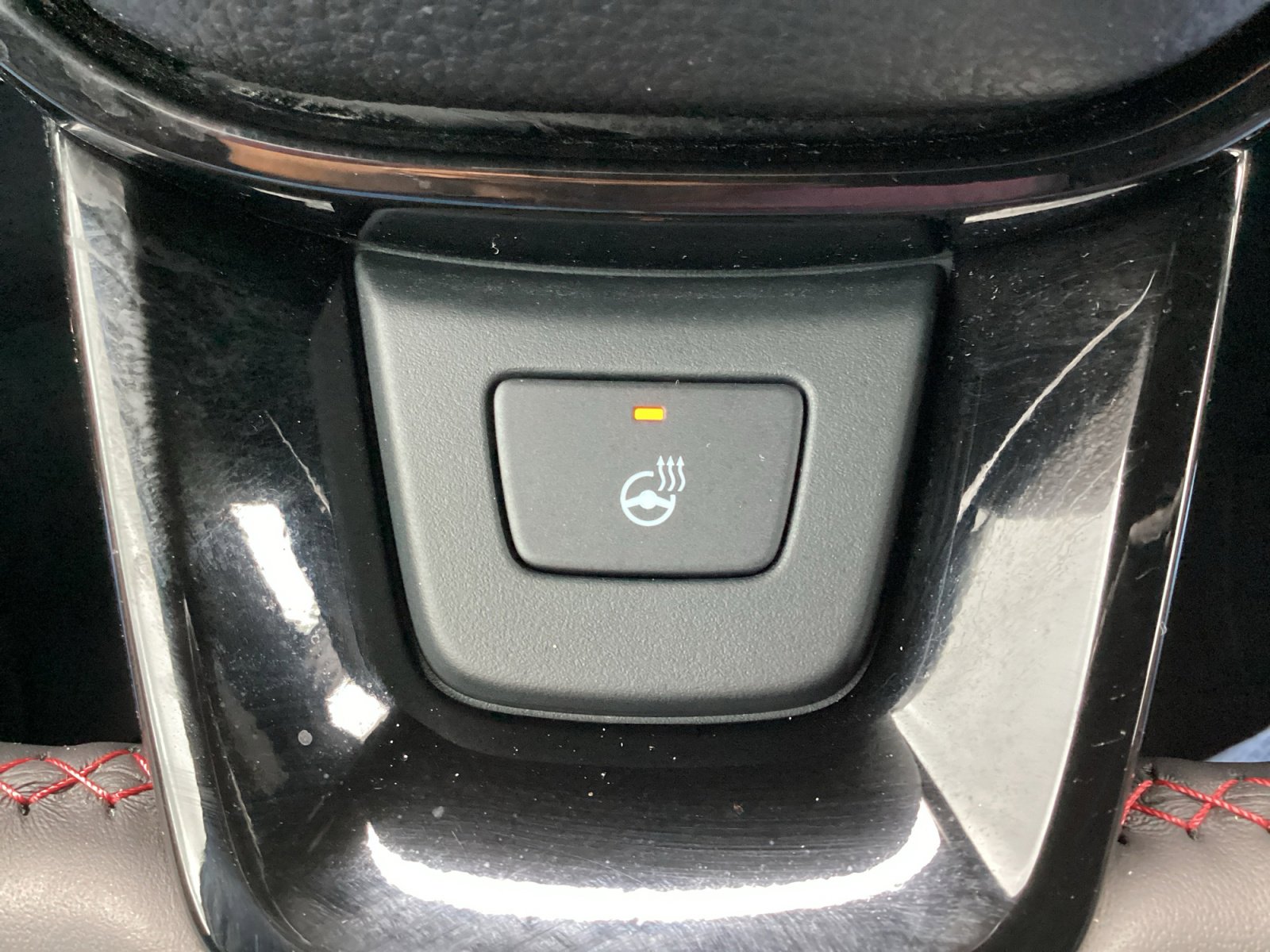 Used 2025 Honda Pilot Black Edition image 32