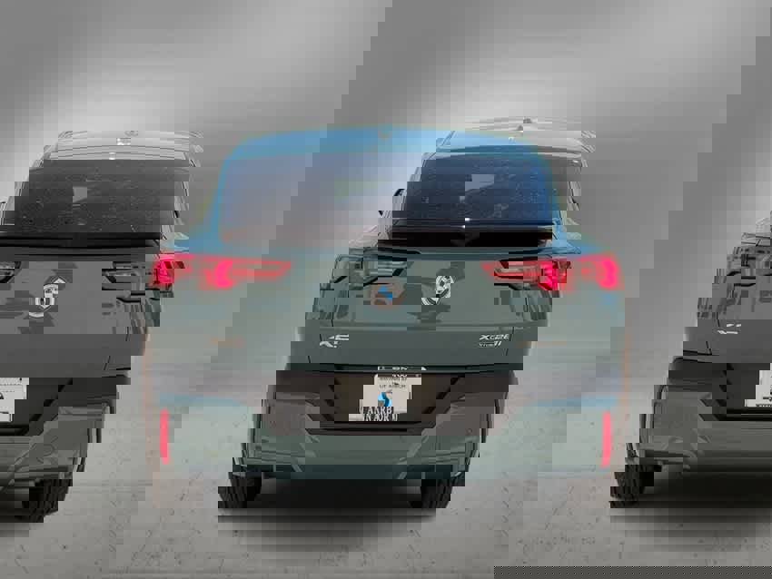 New 2025 BMW X2 xDrive28i w/ Convenience Package image 7