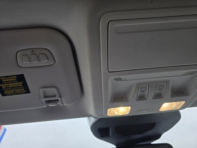 Used 2022 Ford Escape Titanium w/ Titanium Premium Package image 26