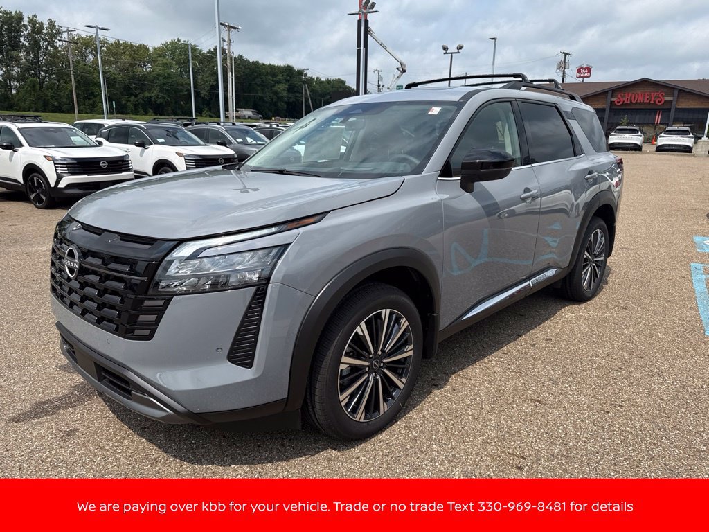 New 2026 Nissan Pathfinder Platinum w/ Accent Package AWD/4WD image 3