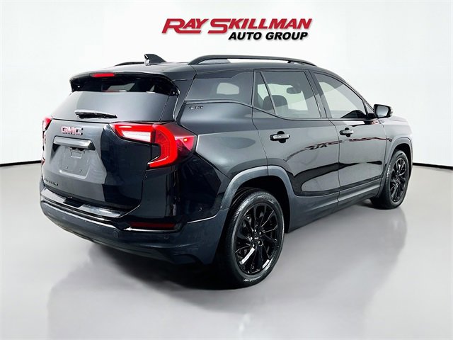 Used 2023 GMC Terrain SLT w/ Infotainment Package II image 7