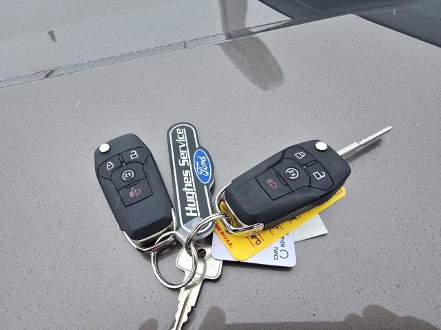 Used 2022 Ford F250 Lariat w/ Chrome Package image 40