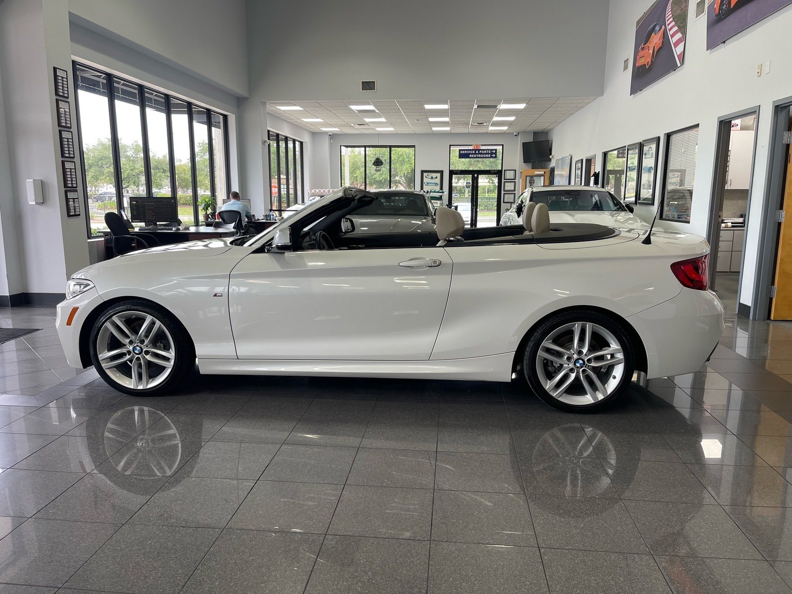 Used 2016 BMW 228i Convertible RWD image 2