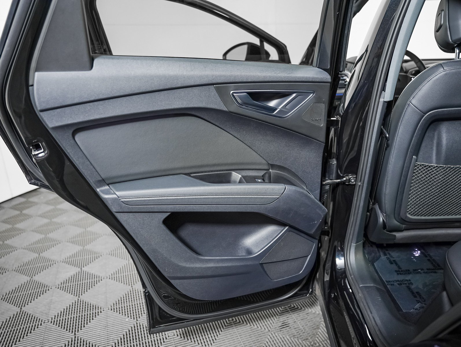 Certified 2023 Audi Q4 e-tron Premium Plus RWD image 25