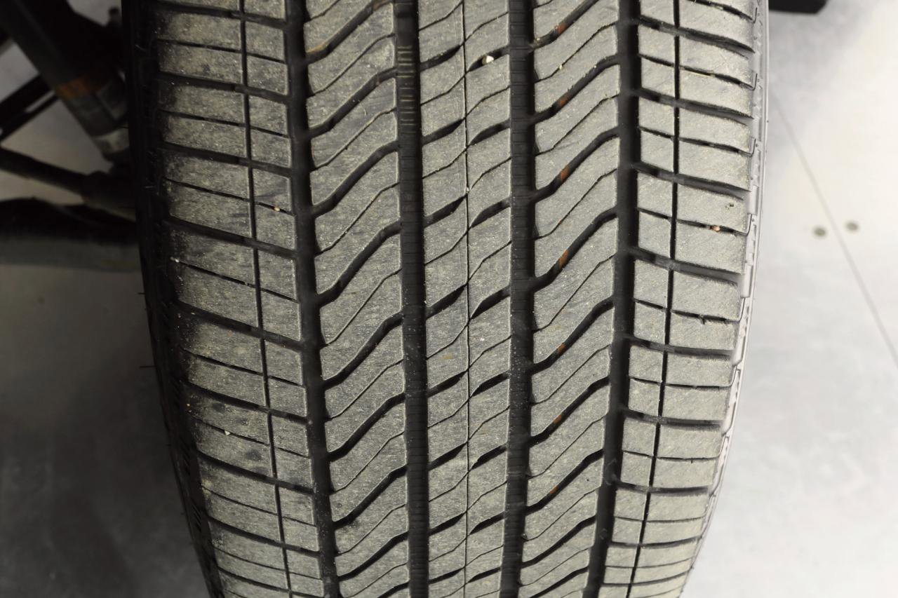 Used 2024 GMC Yukon Denali w/ Advanced Technology Package image 42