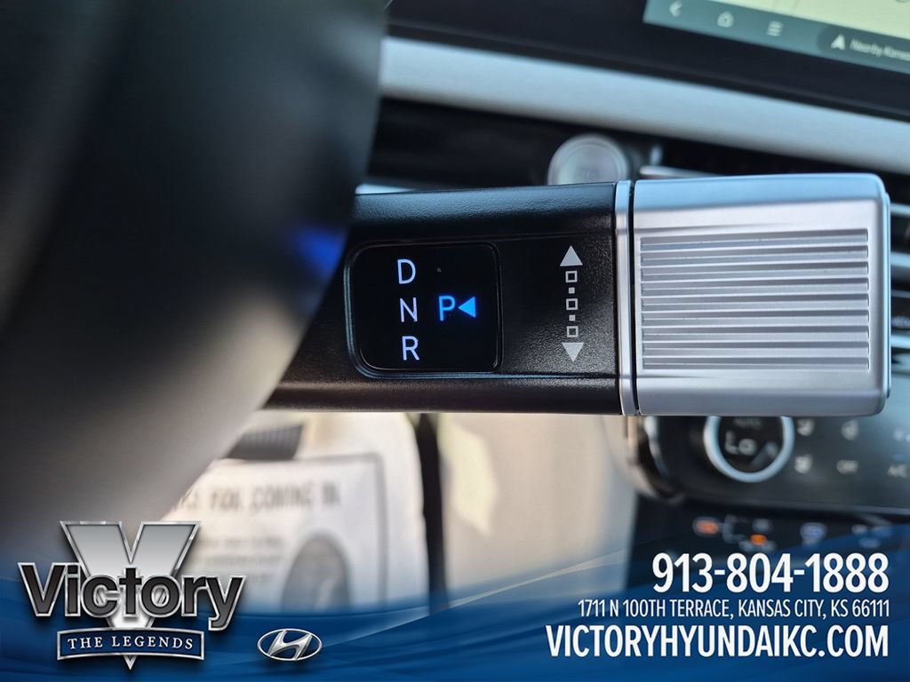 Used 2025 Hyundai Tucson Limited AWD/4WD image 24