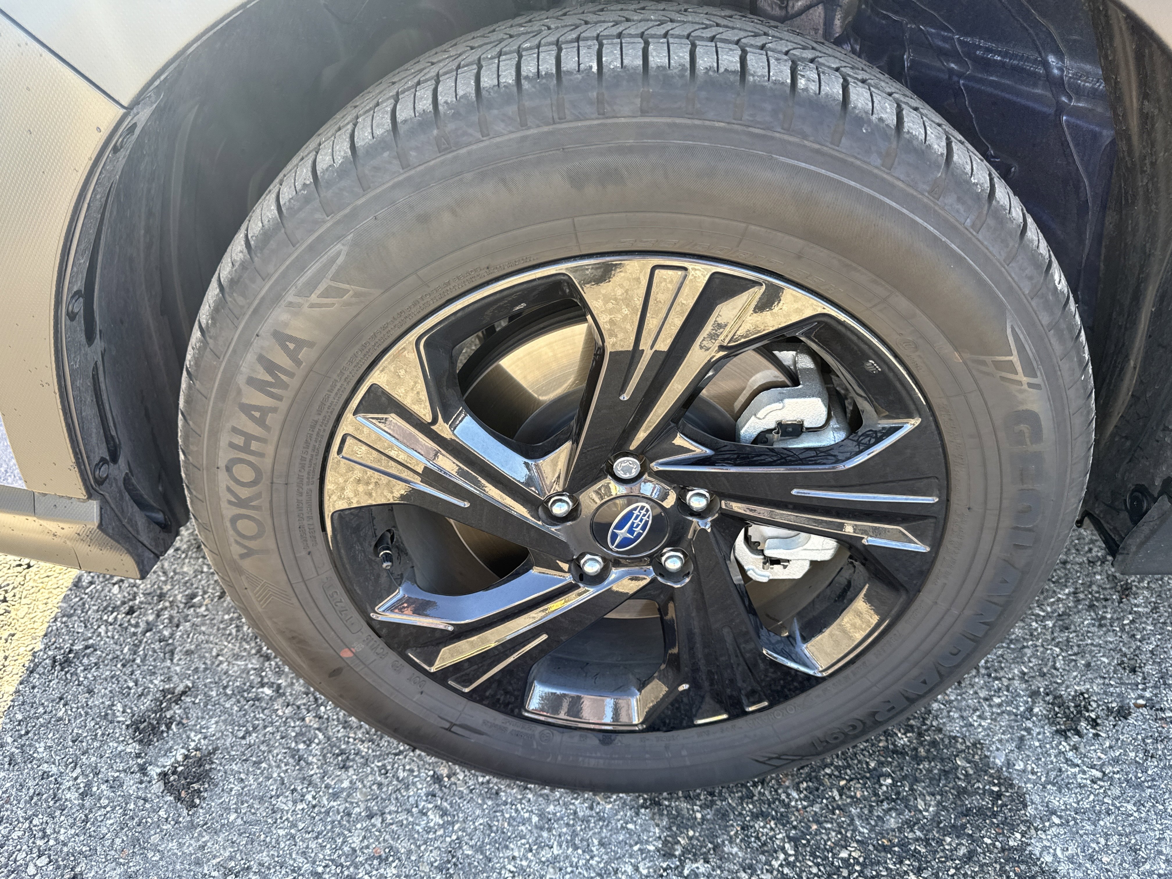 Certified 2025 Subaru Crosstrek 2.0i image 9