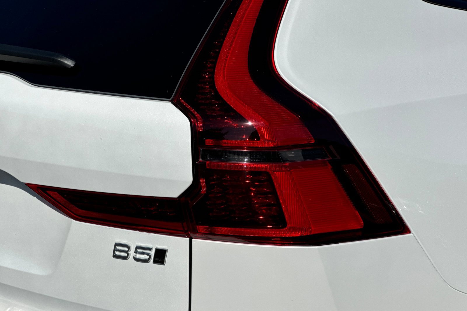 New 2026 Volvo XC60 B5 Plus w/ Protection Package Premier image 23