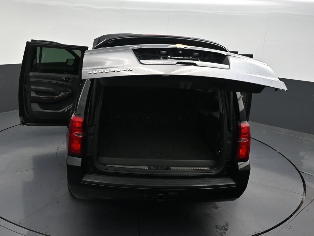 Used 2018 Chevrolet Suburban LT RWD image 36