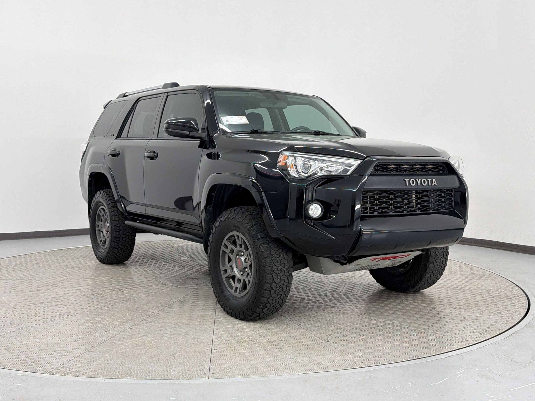 Used 2019 Toyota 4Runner SR5 image 7