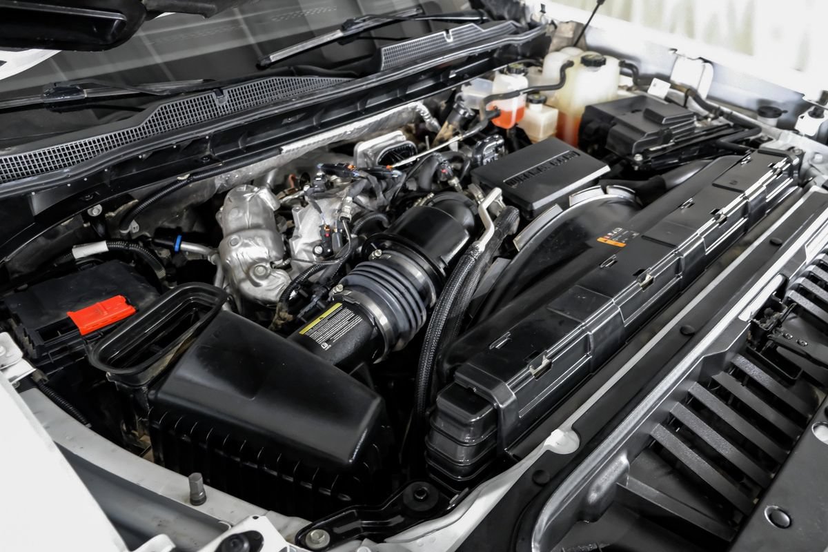 Used 2025 Chevrolet Silverado 2500 LT AWD/4WD image 52