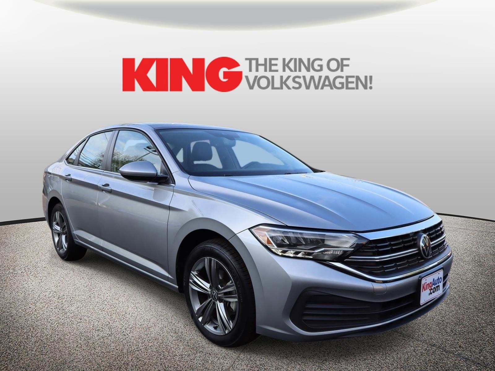 Used 2022 Volkswagen Jetta SE image 1