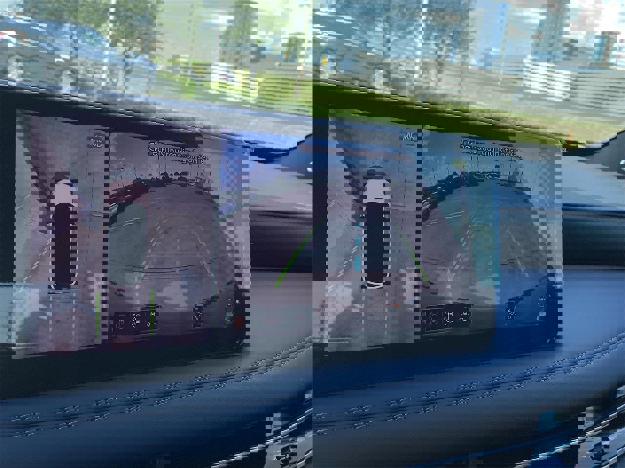 New 2026 INFINITI QX60 Sport w/ Dark Cargo Package image 23