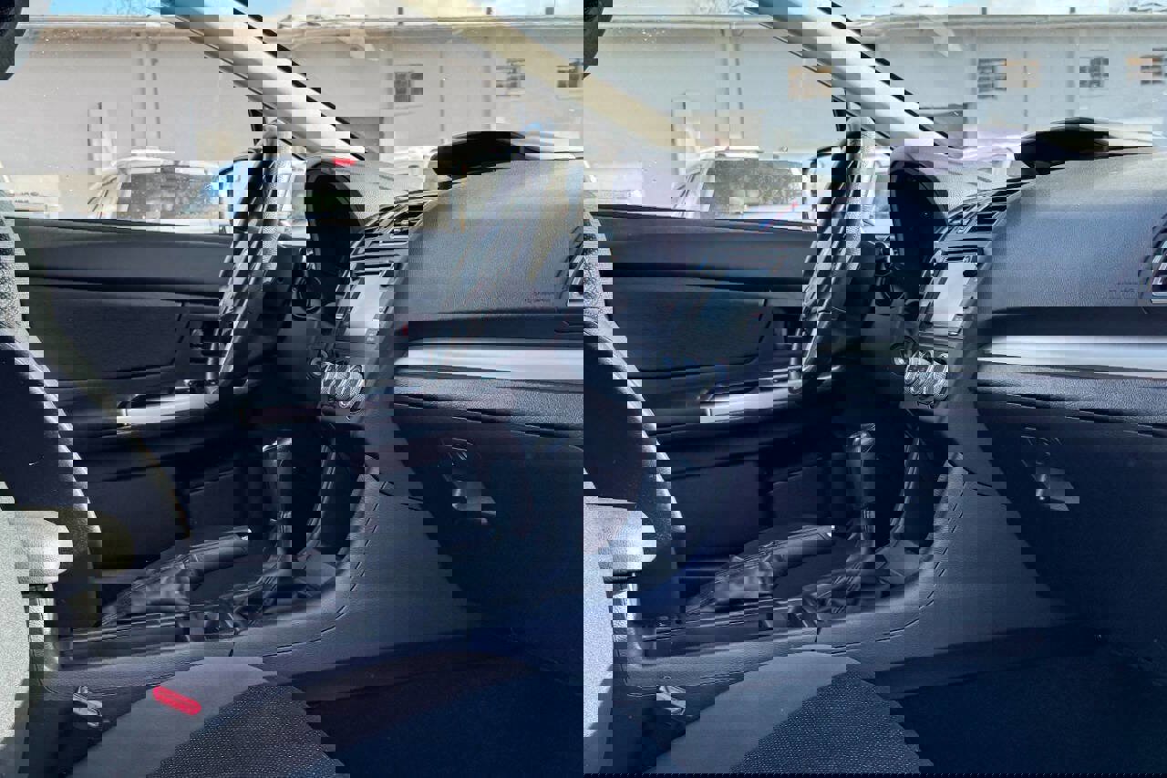 Used 2016 Subaru Crosstrek 2.0i image 12