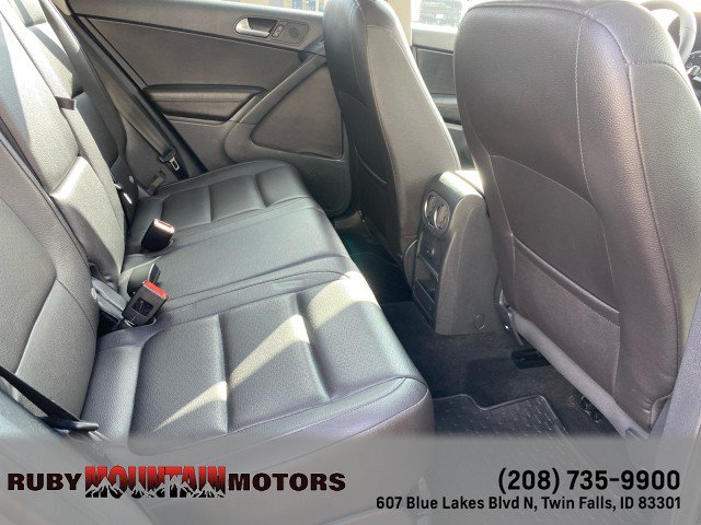 Used 2017 Volkswagen Tiguan S AWD/4WD image 24