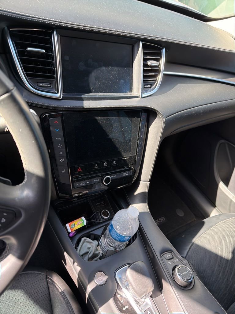 Certified 2022 INFINITI QX50 Luxe image 5