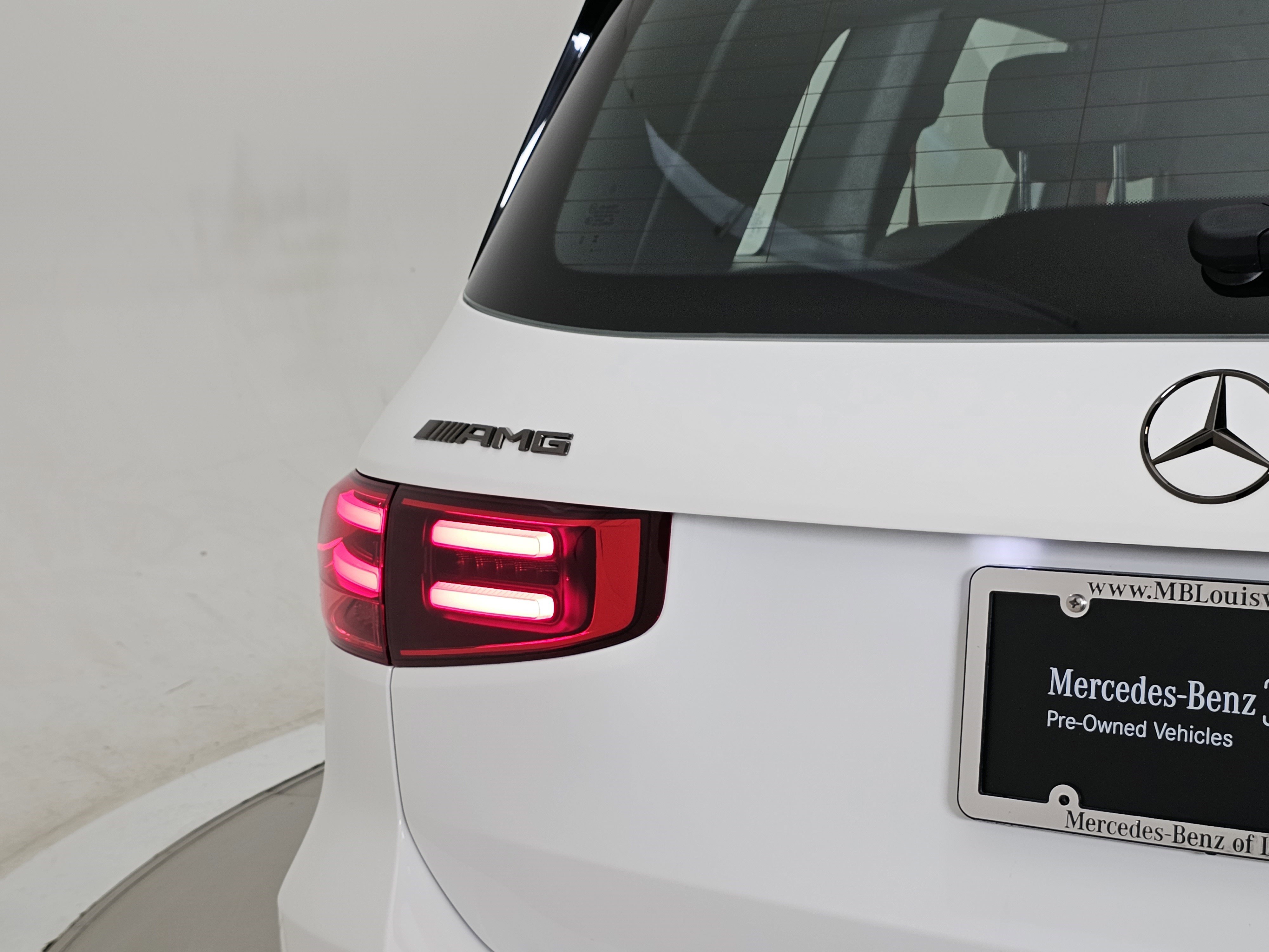 Used 2025 Mercedes-Benz GLB 35 AMG 4MATIC image 27