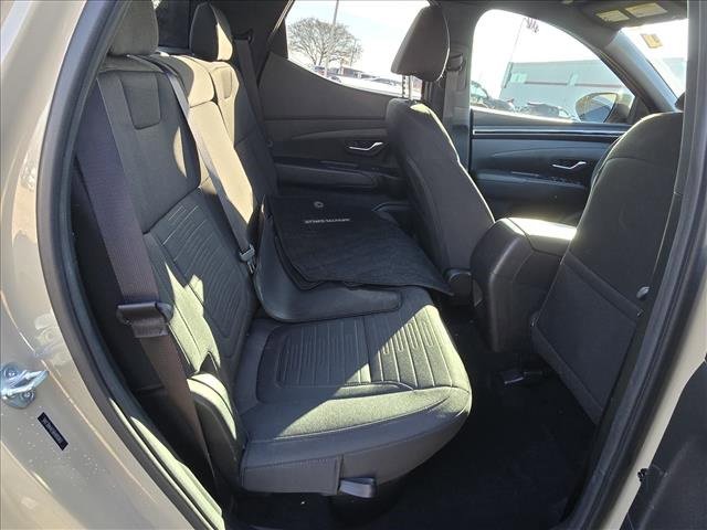 Certified 2024 Hyundai Santa Cruz SEL image 9