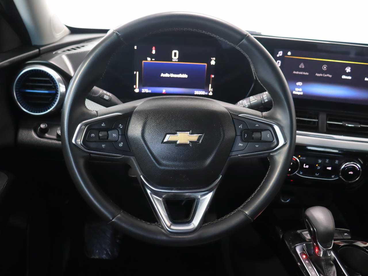 Certified 2024 Chevrolet Trax LT w/ Driver Confidence Package FWD image 9
